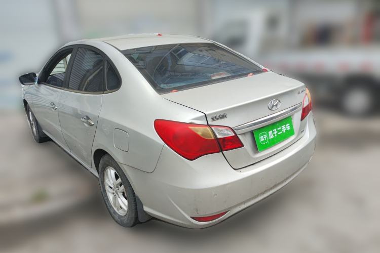 Used Hyundai Celesta 2011 1.6L Manual Luxury Model Rear Left 45 Deg