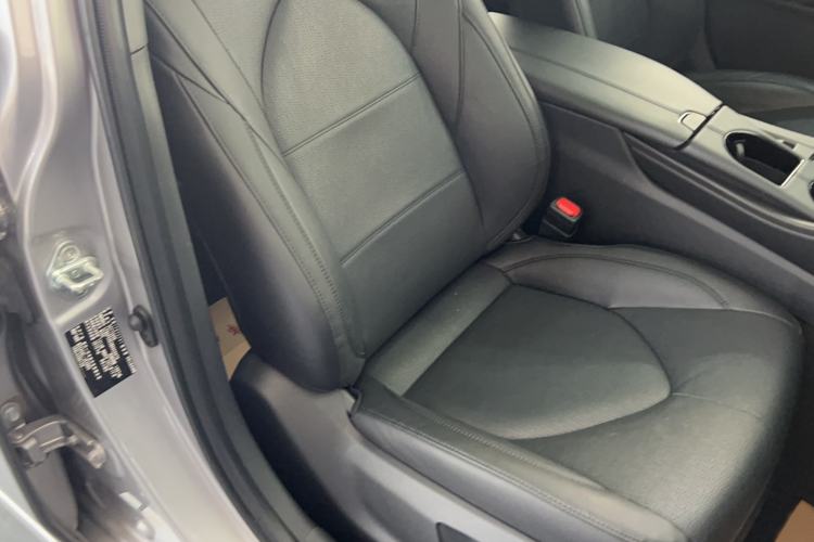 Used Toyota Avalon 2019 2.0L Luxury Edition China VI Standard Right Front Seat