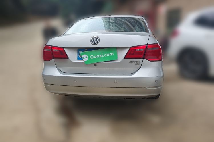 Used Volkswagen Jetta 2015 1.6L Manual Fashion Edition