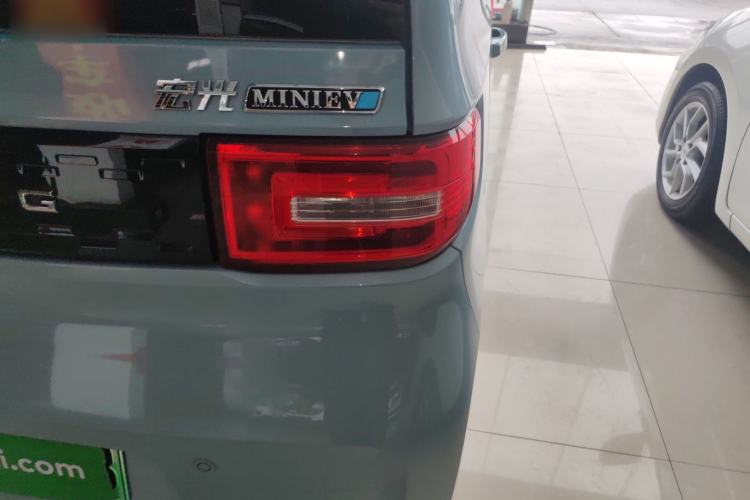 Used Wuling Hongguang MINIEV 2020 Enjoyment Model Lithium Iron Phosphate Exterior 3
