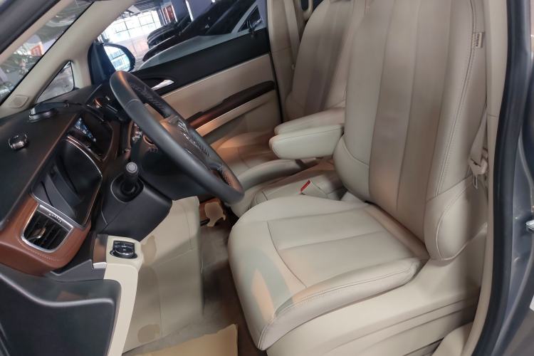 Used Buick GL8 2018 28T Luxury Model China VI Standard