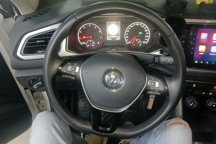 Used Volkswagen T-ROC 2019 230TSI DSG Two-Wheel-Drive Advanced Version China VI Standard