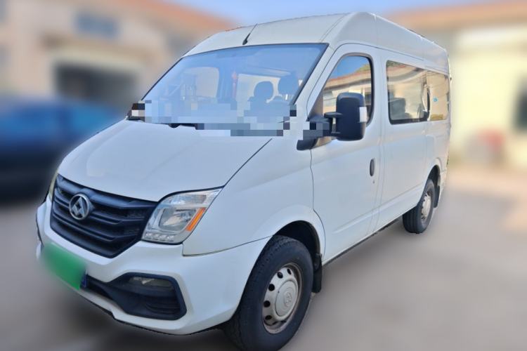 Used SAIC MAXUS Xintu V80 2018 2.5T 6-Speed Manual Aoyuntong Short Wheelbase Mid-Height 5-6 Seater