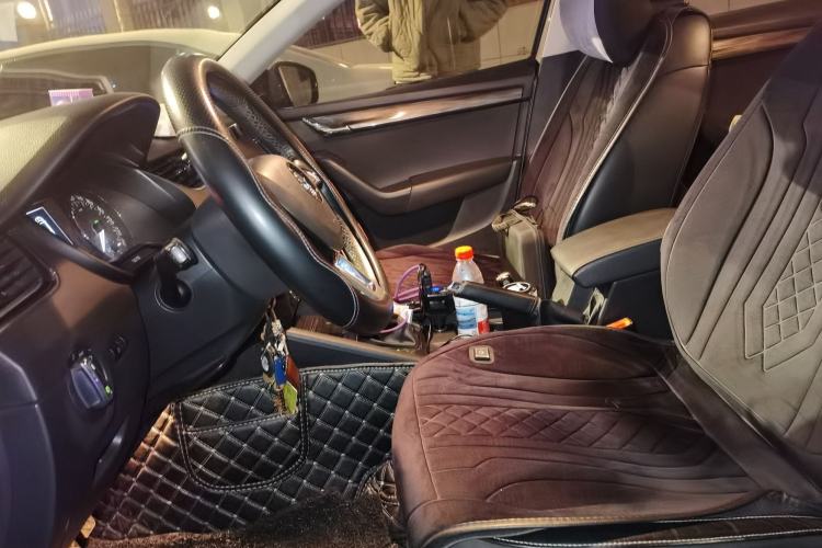 Used Skoda Octavia 2016 1.6L Automatic Smart Drive Edition Left Front Seat