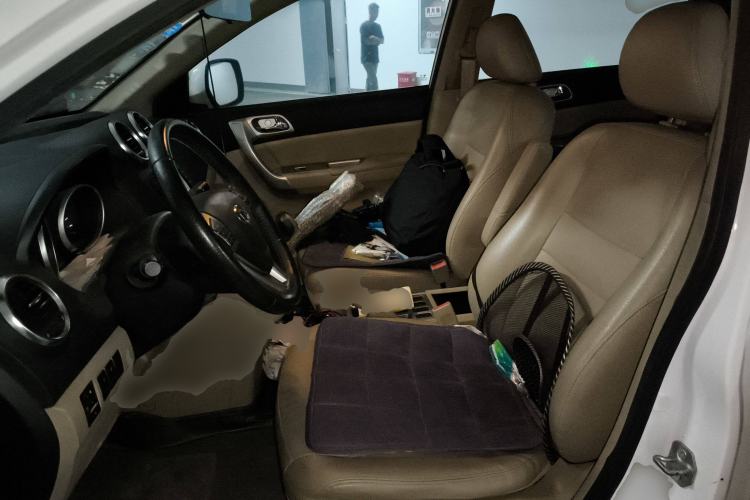 Used Haval H6 2011 2.0L Manual Two-Wheel Drive Elite Version