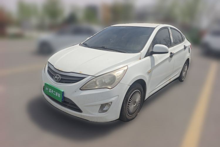 Used Hyundai Verna (older generation) 2010 Sedan 1.4L Manual Standard GL Model