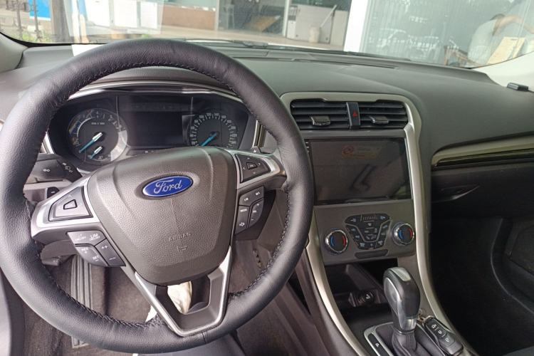 Used Ford Mondeo 2013 2.0L GTDi 200 Fashion Edition