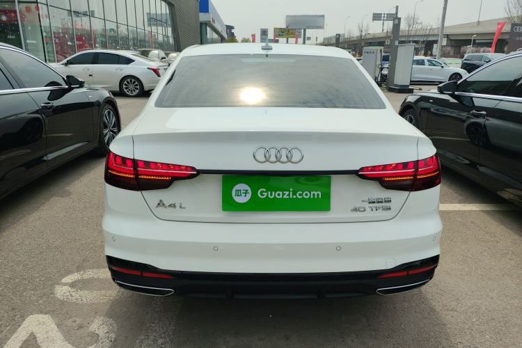 Used Audi A4L 2022 40 TFSI Luxury Dynamic Model