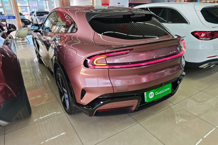 Used Xiaomi Auto YU7 2025 Ultra-Long Range High-Performance All-Wheel-Drive Max Edition
