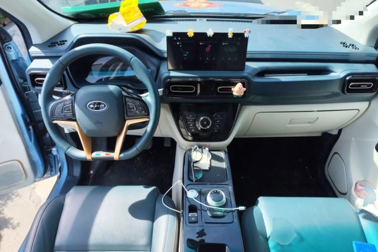 Used SWM Dahu EDi 2023 EDi 1.5L Luxury Model 7 Seats Center Console