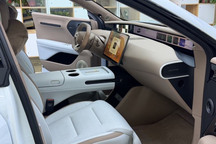 Used Avatr 07 2024 Ultra Range-Extended Four-Wheel Drive
