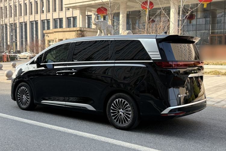 Used Denza D9 2024 EV 620 Premium Model