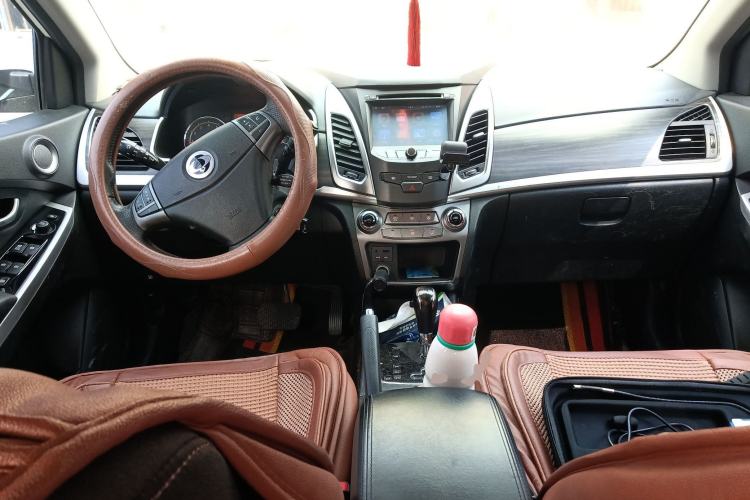 Used SsangYong Korando 2014 2.0L Gasoline Two-Wheel Drive Automatic Elite Navigation Edition