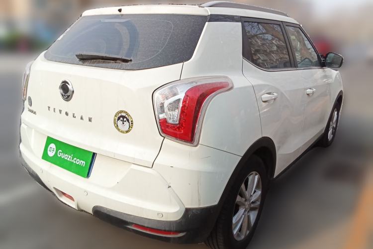 Used SsangYong Tivolan 2015 1.6L Automatic Two-Wheel Drive ZhiShang Edition Rear Right 45 Deg
