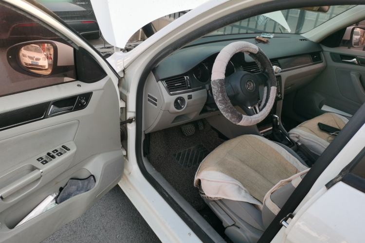 Used Volkswagen Bora 2015 Qihui Edition 1.6L Automatic Fashion Model