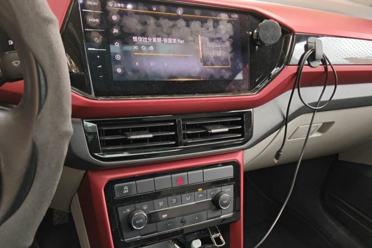 Used Volkswagen T-Cross 2020 280TSI DSG Luxury Edition Interior 3