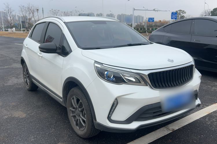 Used Livan X3 PRO 2022 1.5L Manual Little Cutie
