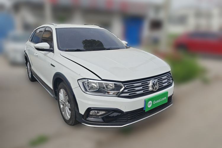 Used Volkswagen C-TREK 2018 1.5L Manual Fashion Model