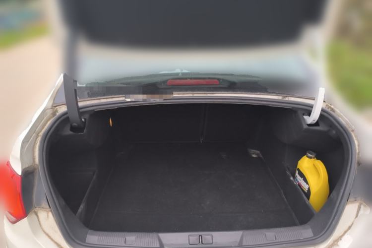 Used Citroen C4L 2013 1.8L Manual Jingzhi Edition Trunk