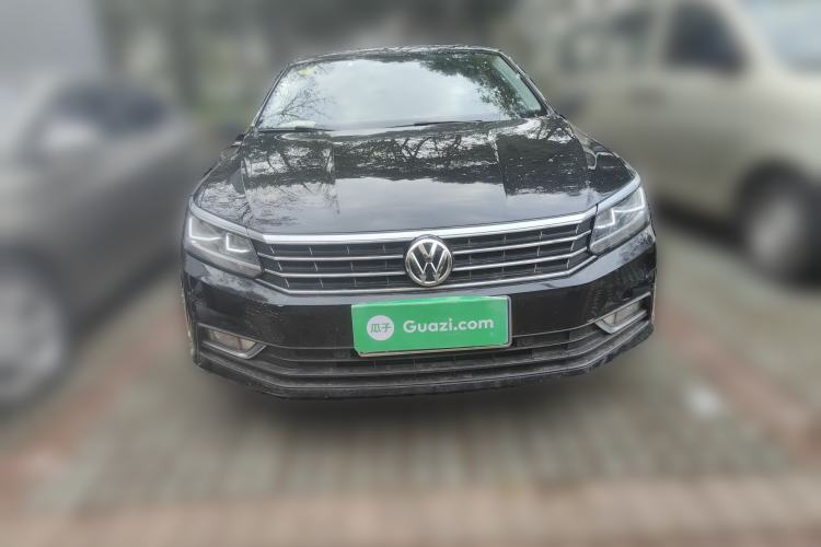 Used Volkswagen Passat 2017 330TSI DSG Luxury Edition
