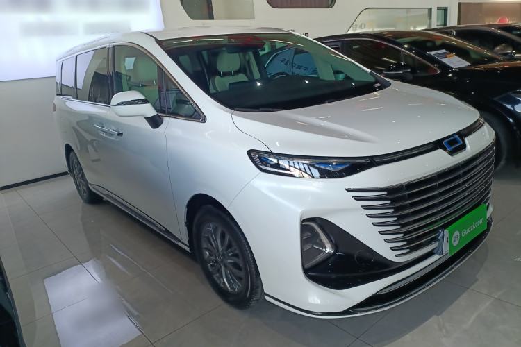 Used Bestune M9 2023 2.0T Prestige Edition