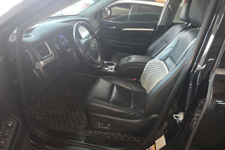 Used Toyota Highlander 2018 2.0T Four-Wheel Drive Prestige Version 7 Seats China VI Standard Left Front Seat