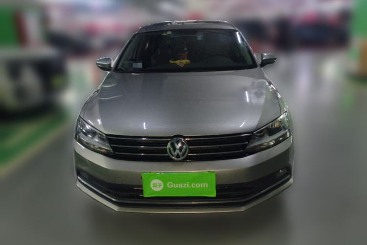 Used Volkswagen Sagitar 2017 230TSI Automatic Comfort Version