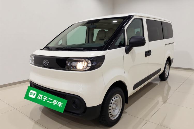 Used SAIC MAXUS Dana V1 2025 Low-Roof Multi-Function Version 42 kWh