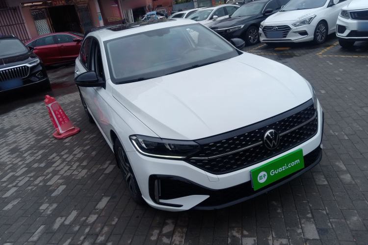 Used Volkswagen Lavida 2023 280TSI DSG Starry Sky Deluxe Edition Front Right 45 Deg