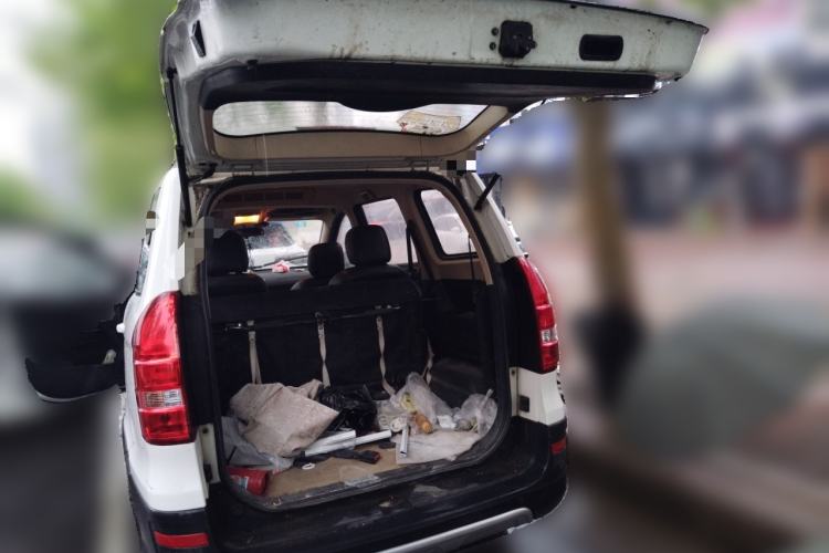 Used Dongfeng Fengon 360 2015 1.5L Manual Luxury 7-Seater China IV Standard Trunk