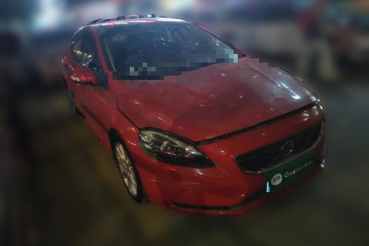 Used Volvo V40 2015 1.6T Zhiyi Edition
