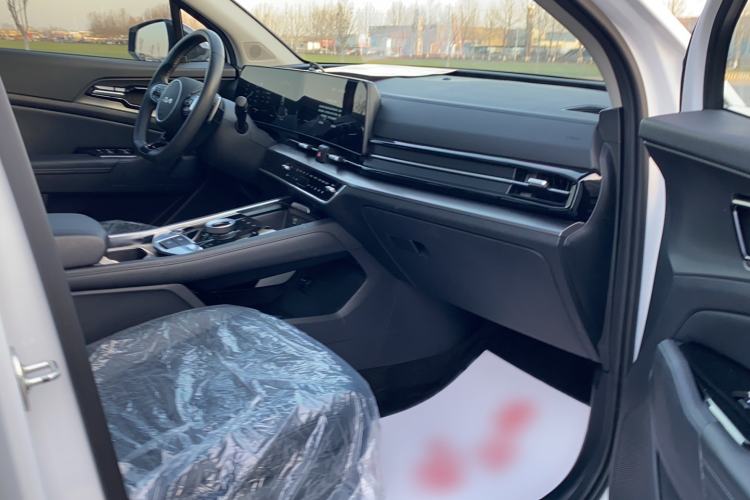 Used Kia Sportage (Chinese Domestic Model) 2023 2.0T Two-Wheel-Drive Prestige Edition