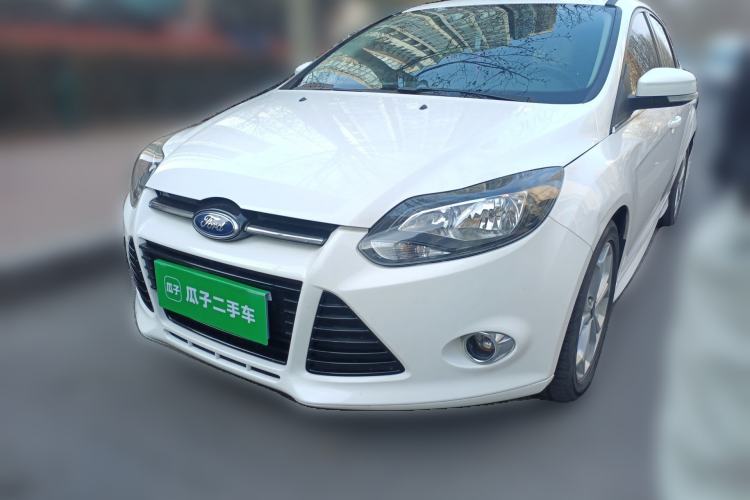 Used Ford Focus 2012 Hatchback 2.0L Automatic Luxury Sport Model