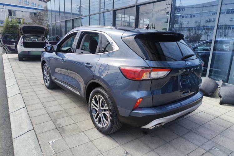 Used Ford Escape 2020 EcoBoost 245 Two-Wheel-Drive Titanium Edition
