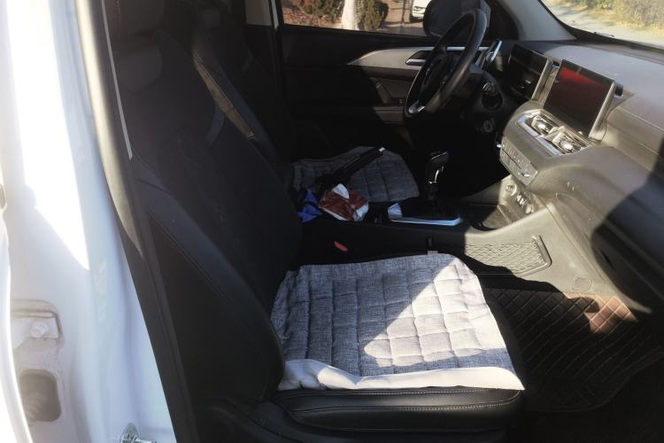 Used Great Wall King Kong Poer 2022 2.0T Manual Diesel Two-Wheel Drive Elite Version with Long Bed GW4D20M
