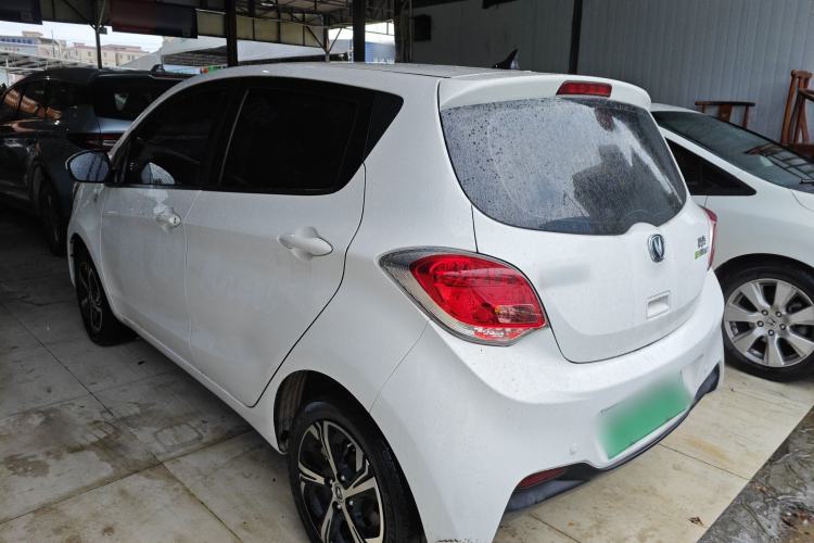 Used CHANGAN Benni E-Star 2022 Qingxin Edition Colorful Model Lithium-NMC Exterior 2