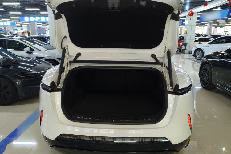 Used Avatr 11 2025 Year Updated Max Extended-Range Version Trunk