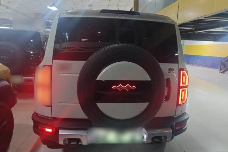 Used Formula Leopard Leopard 5 2023 Navigator Edition