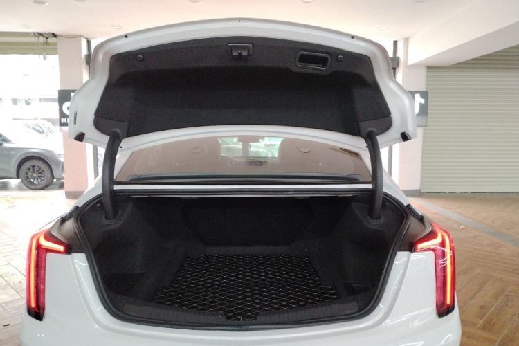 Used Cadillac CT5 2021 Revised 28T Luxury Version
