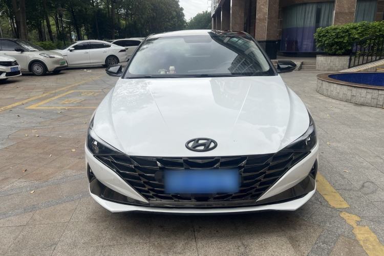 Used Hyundai Elantra 2021 1.5L CVT GLX Elite Edition Exterior 4