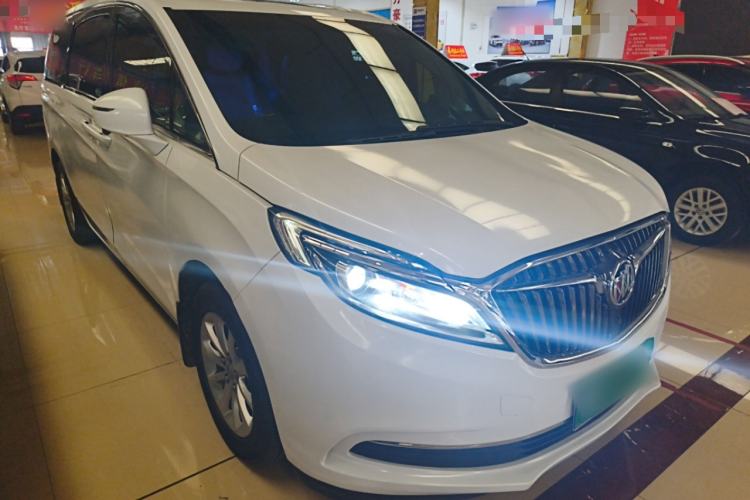 Used Buick GL8 2017 ES 28T Comfort Model China V Standard Front Right 45 Deg