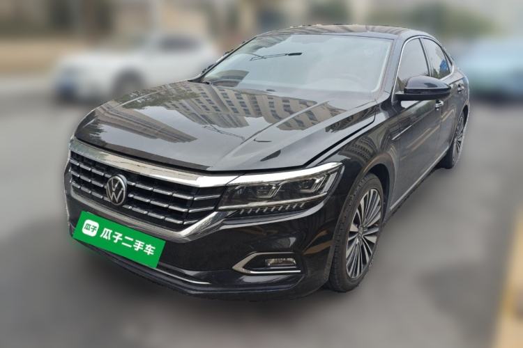 Used Volkswagen Passat 2020 Revised Version 330TSI Luxury Edition China VI Standard
