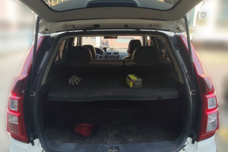 Used FORTHING Joyear XV 2015 1.6L CVT Luxury Model
