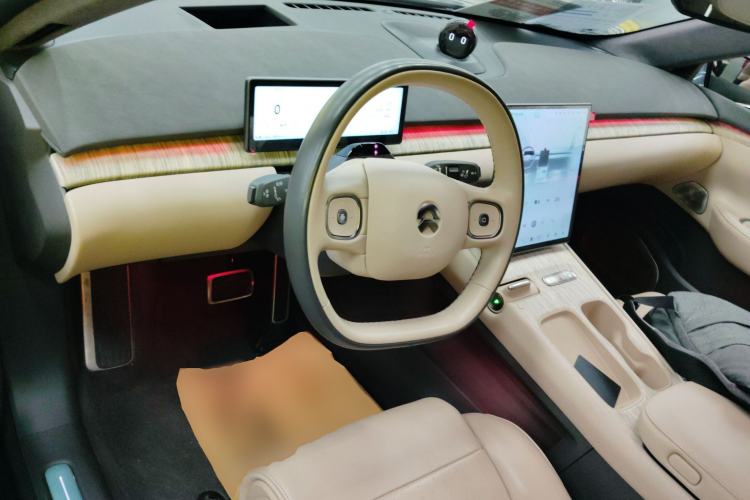 Used Nio ET7 2022 100kWh First Edition Center Console