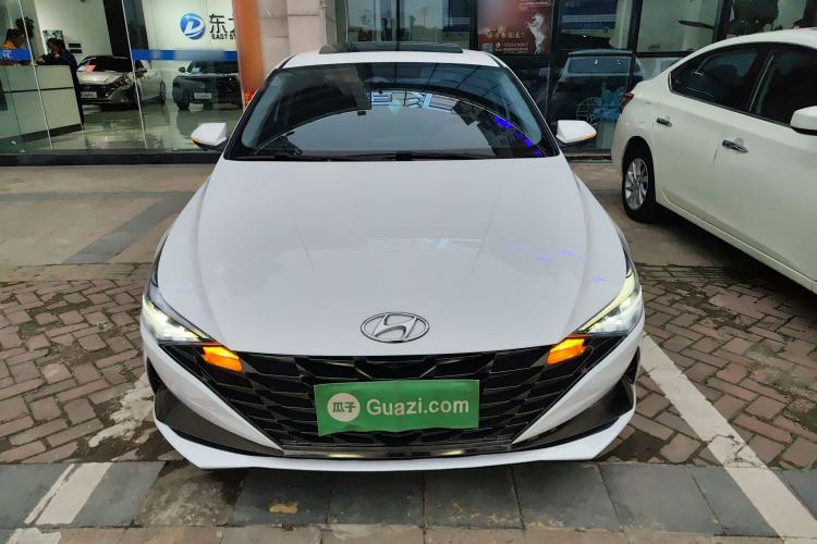 Used Hyundai Elantra 2021 1.5L CVT LUX Prestige Edition
