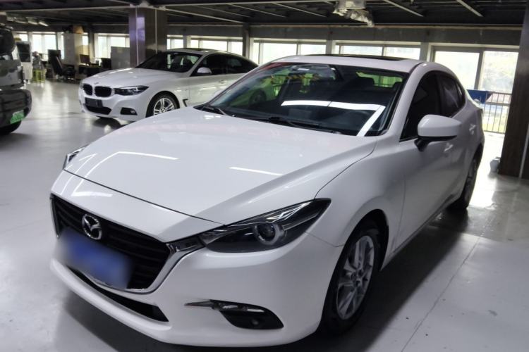 Used Mazda 3 Axela 2017 Sedan 1.5L Automatic Luxury Model Emission Standard China V