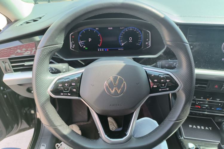 Used Volkswagen Passat 2023 Restyled 330TSI Starry Luxury Edition Steering Wheel