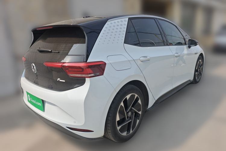 Used Volkswagen ID.3 2023 Pure Smart Edition Rear Right 45 Deg