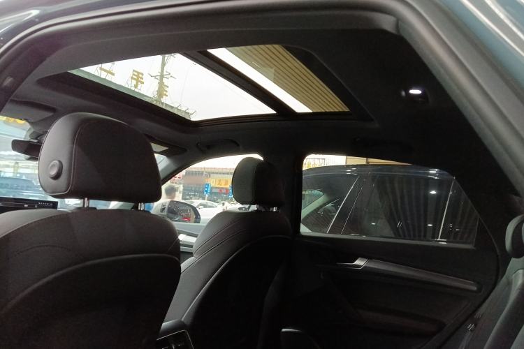 Used Audi Q5L Sportback 2022 40 TFSI RS Package Performance Model Headliner