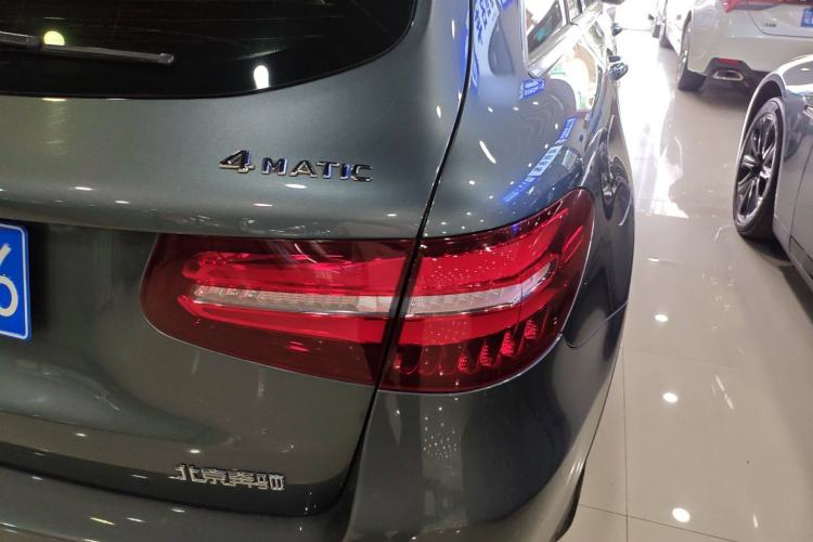 Used Mercedes-Benz GLC 2016 GLC 300 4MATIC Dynamic Model
